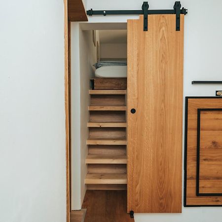 Modernes Tinyhouse Trailer Cabins Am Waldrand - Mit Seezugang Eging Exterior foto